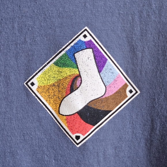 Chicago White Sox Pride Shirt 2023 in Medium - Picture 2 of 10